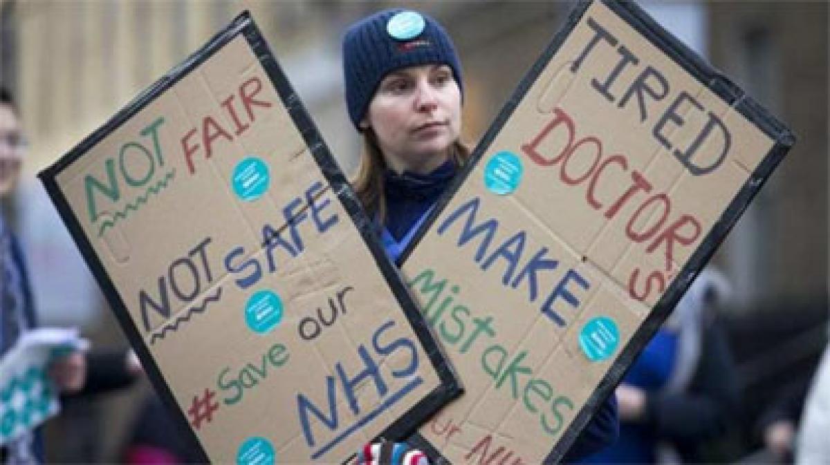 UK imposes new contract on junior doctors